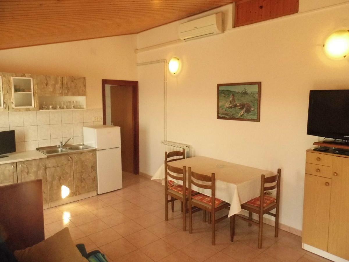 Ema Apartment Labin  Ngoại thất bức ảnh